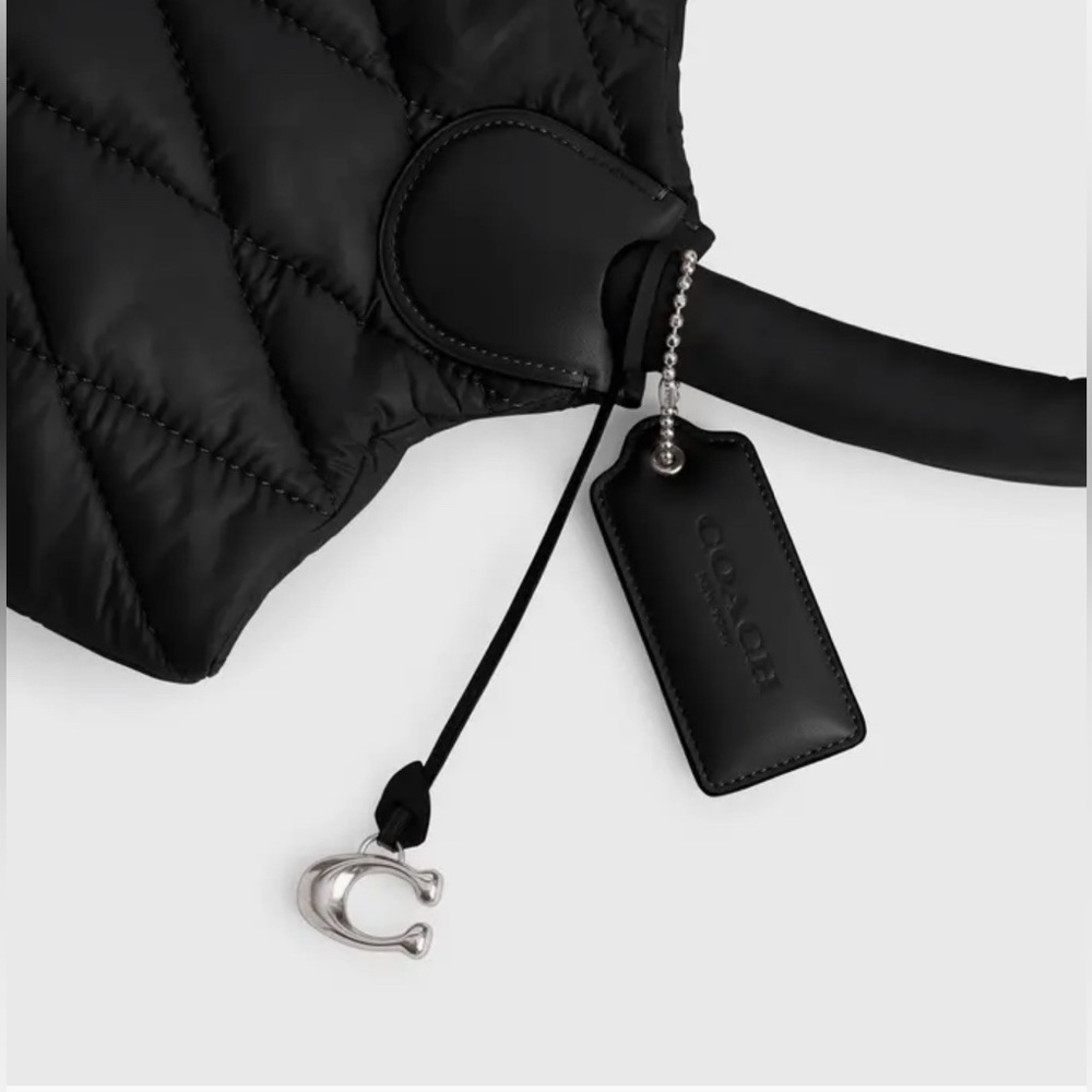 BNWT Coach Iris Quilted Nylon Tote - Picture 9 of 10